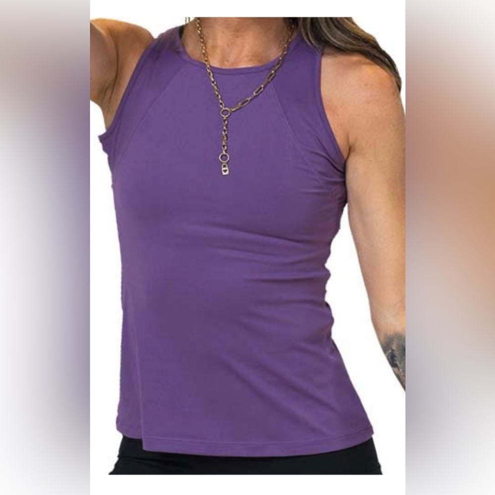 CVG open back tank, like new condition